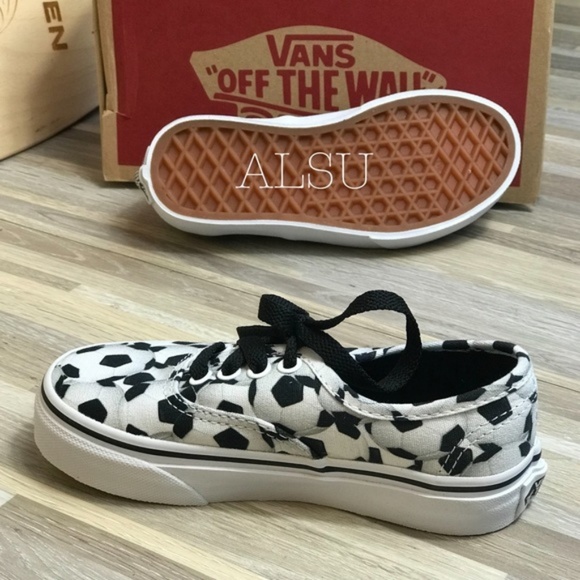 NWT VANS Authentic Sport Soccer ⚽️ Kid’s - Picture 6 of 7